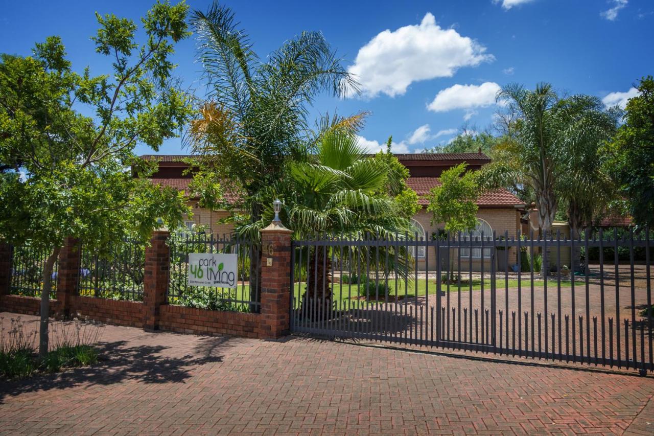 Park Living Guesthouse Bloemfontein Luaran gambar