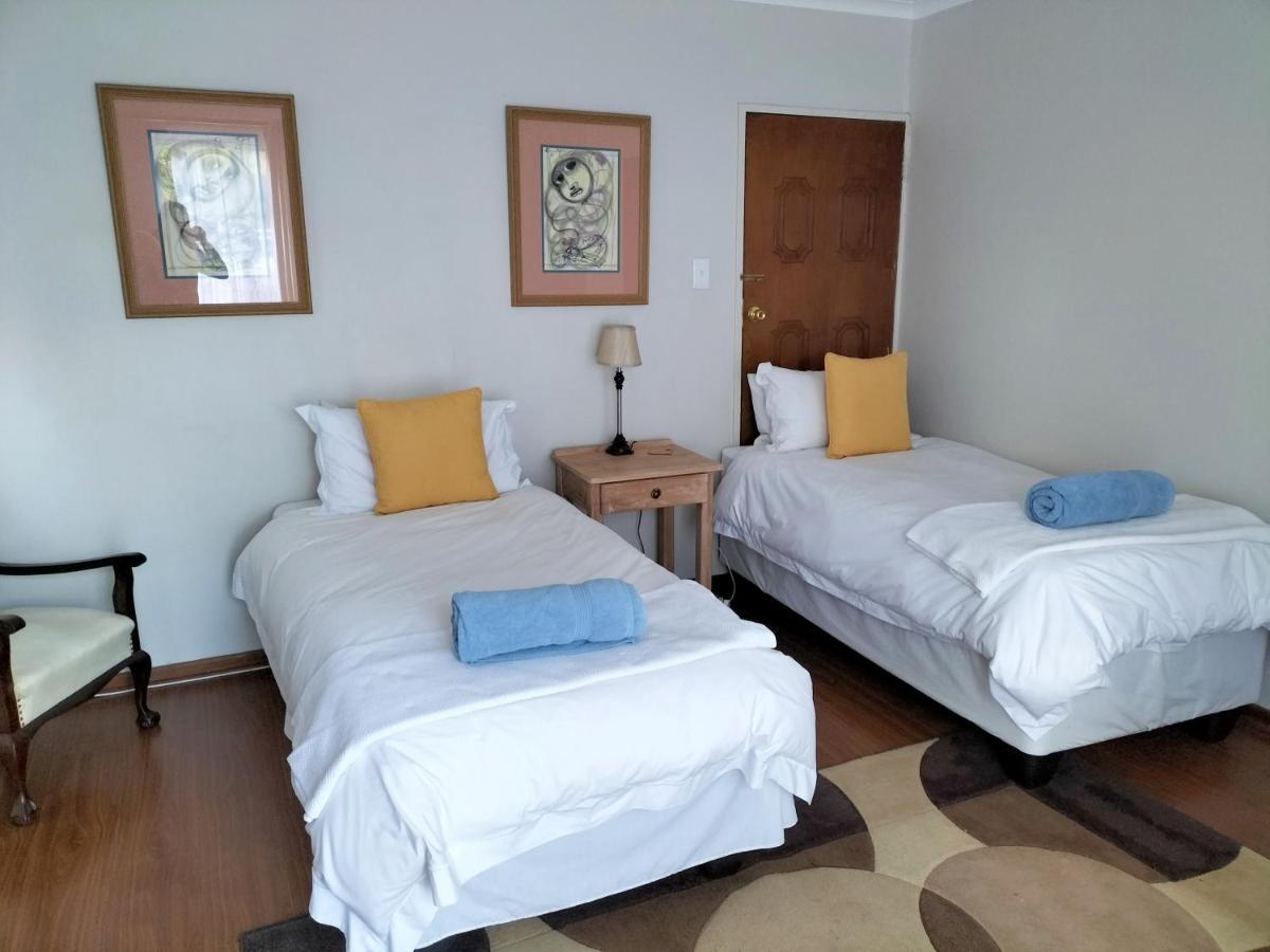 Park Living Guesthouse Bloemfontein Luaran gambar